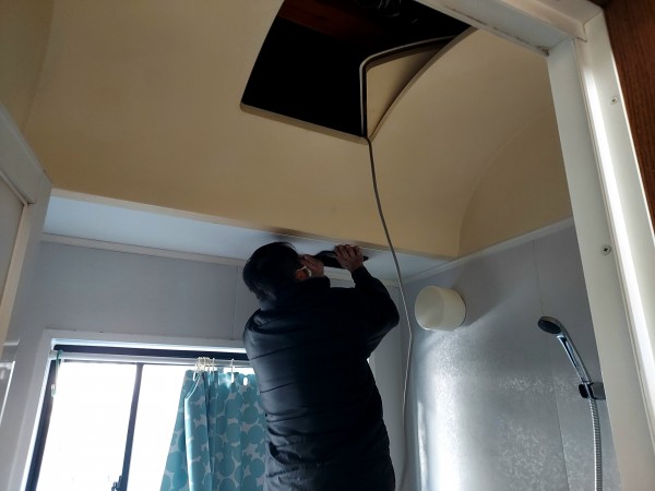 川口市　戸塚　浴室換気扇交換、LED照明交換工事のサムネイル